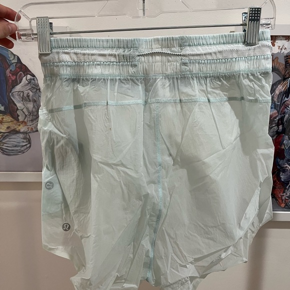 Lululemon Step Out Shorts - Picture 3 of 3